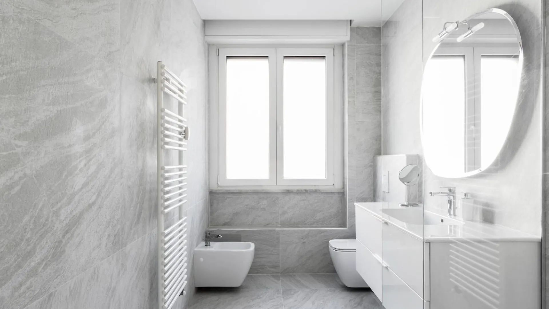 Apartment Pure White - By Myhomeincomo